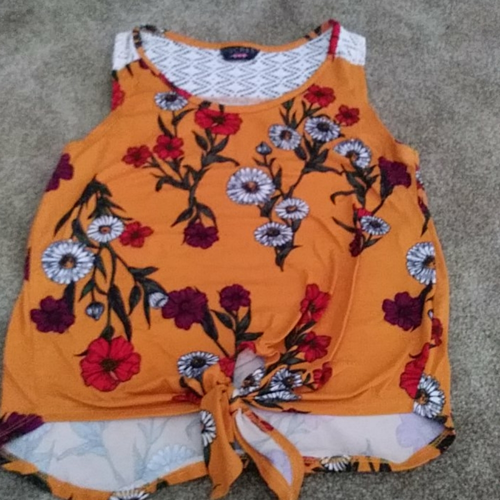 Juniors Tank top